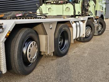 DAF CF 85.410 / HIAB 70TM + JIB / 8X2 / KRAN/CRANE